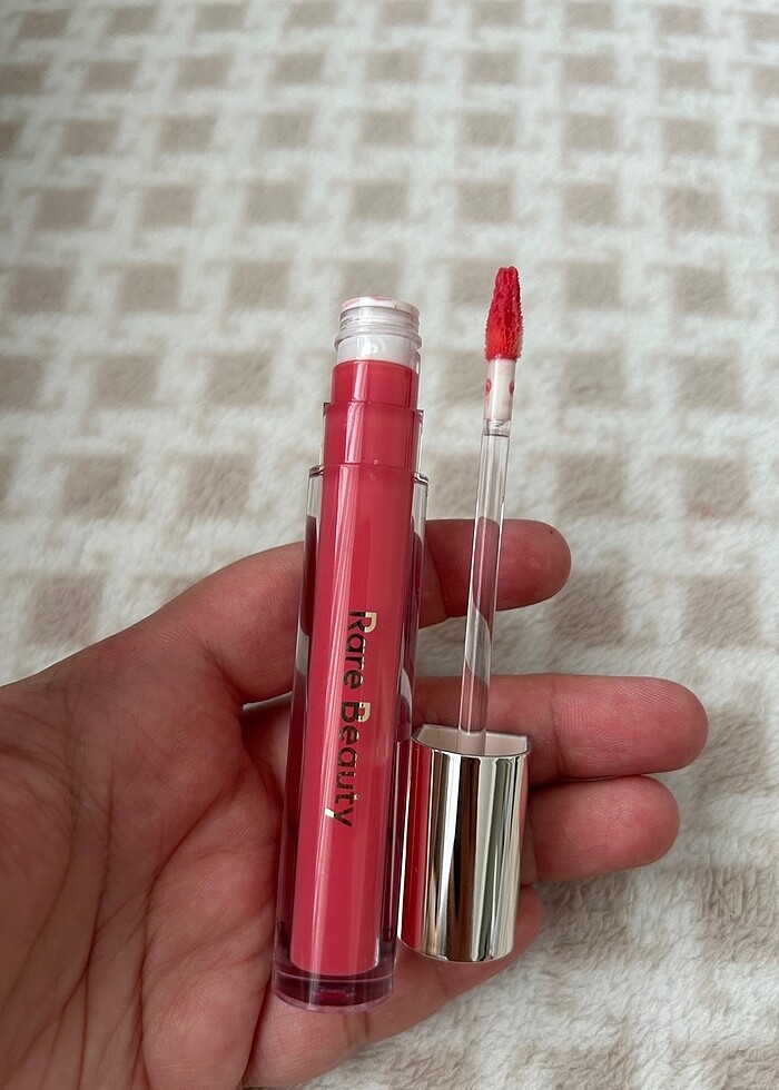 Rare Beauty Lip Balm Gloss - Görsel 2