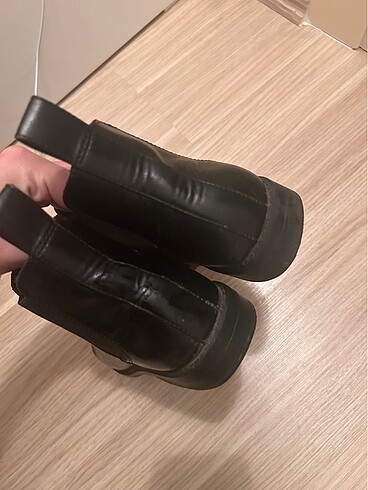 36 Beden H&M Kısa Bot