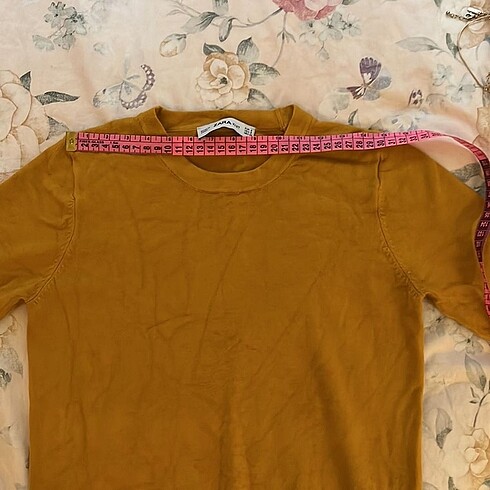 Zara Zara kısa kollu triko hardal rengi tişört