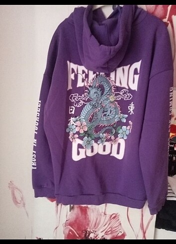 Sweatshirt 