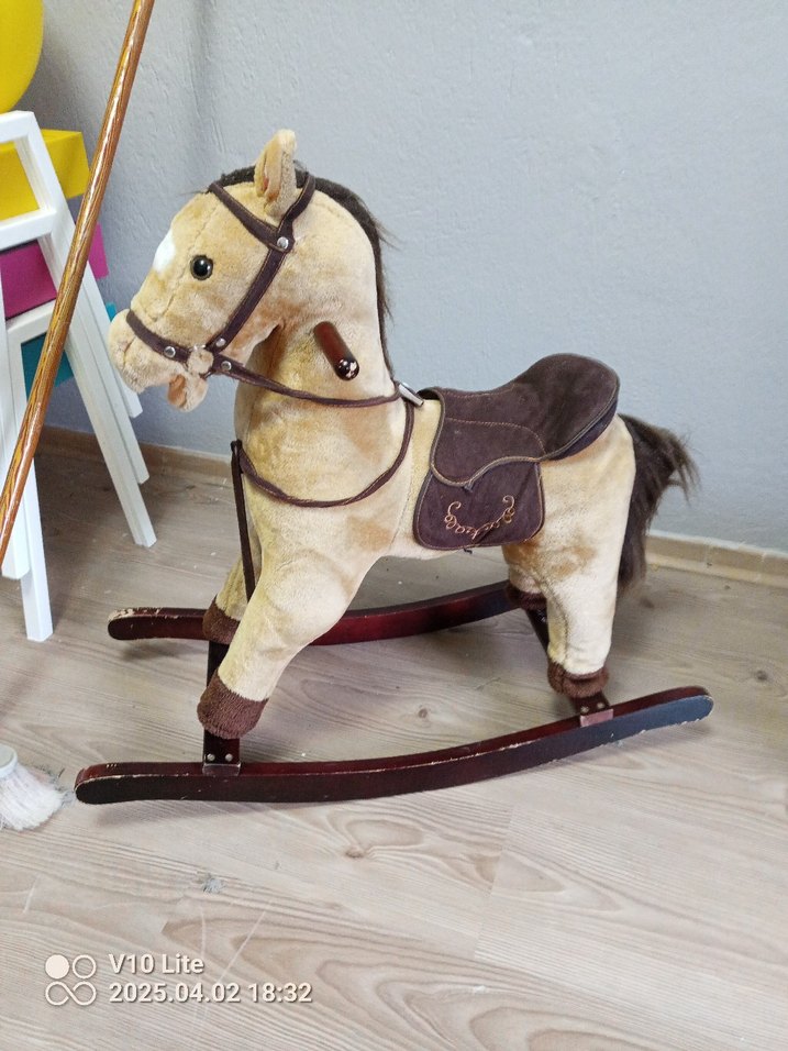 Ahşap Tabanlı Kahverengi Peluş Sallanan At - Görsel 2