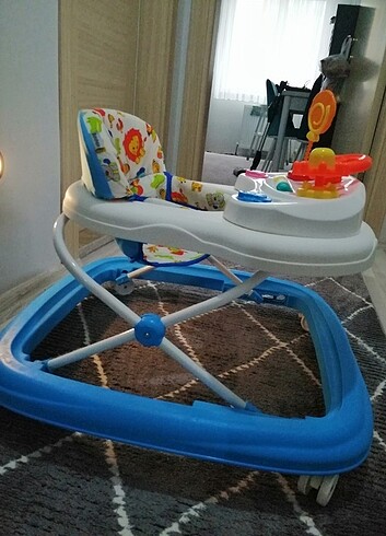 Fisher Price Bebek Yürüteç
