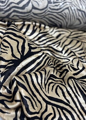 FLOŞ JAKAR ATLAS METRELİK KUMAŞ - Görsel 5