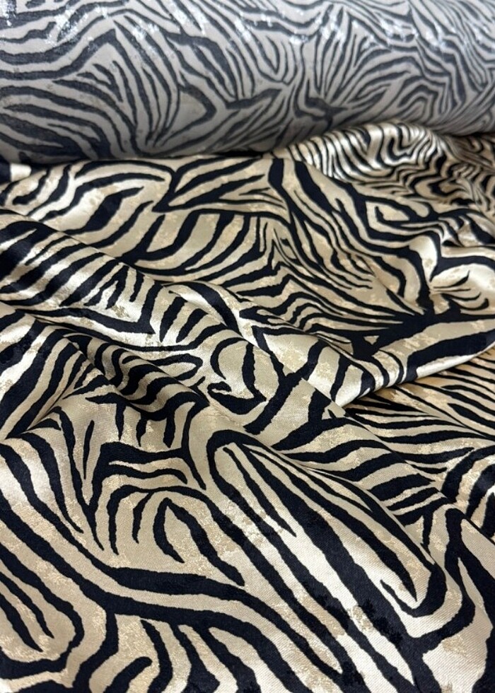 FLOŞ JAKAR ATLAS METRELİK KUMAŞ  - Görsel 4