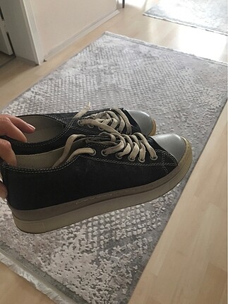 Kadın converse