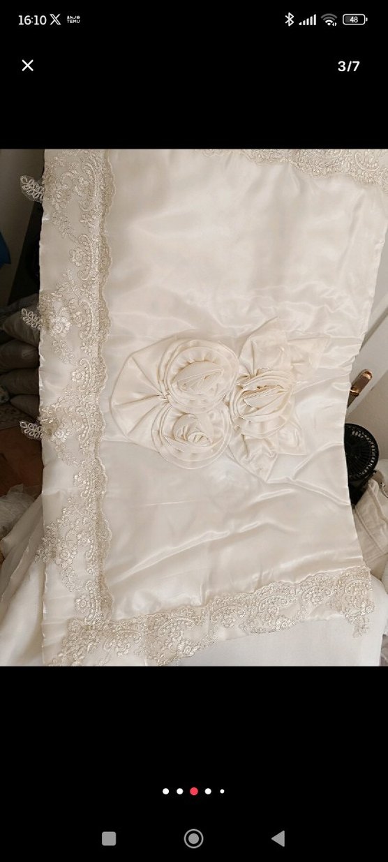 İşlemeli Beyaz Yatak Örtüsü Seti - Görsel 3