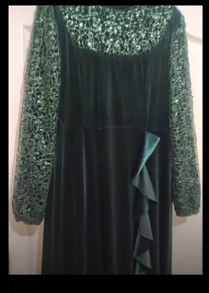 Kadife yeşil abiye - Görsel 3