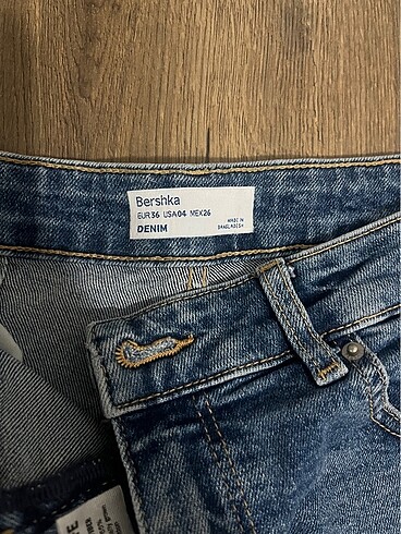 36 Beden bershka jean şort