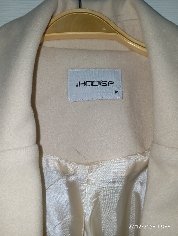 Bej Uzun Kemerli Kadın Kaban - Görsel 5