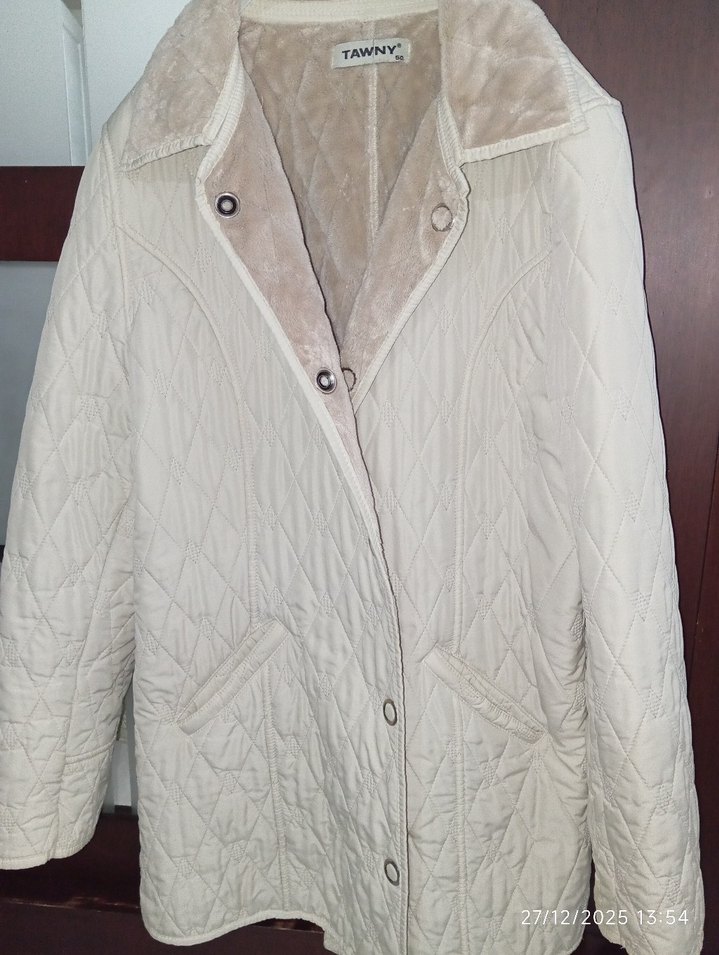 Düğmeli Beyaz Kadın mont ceket - Görsel 4