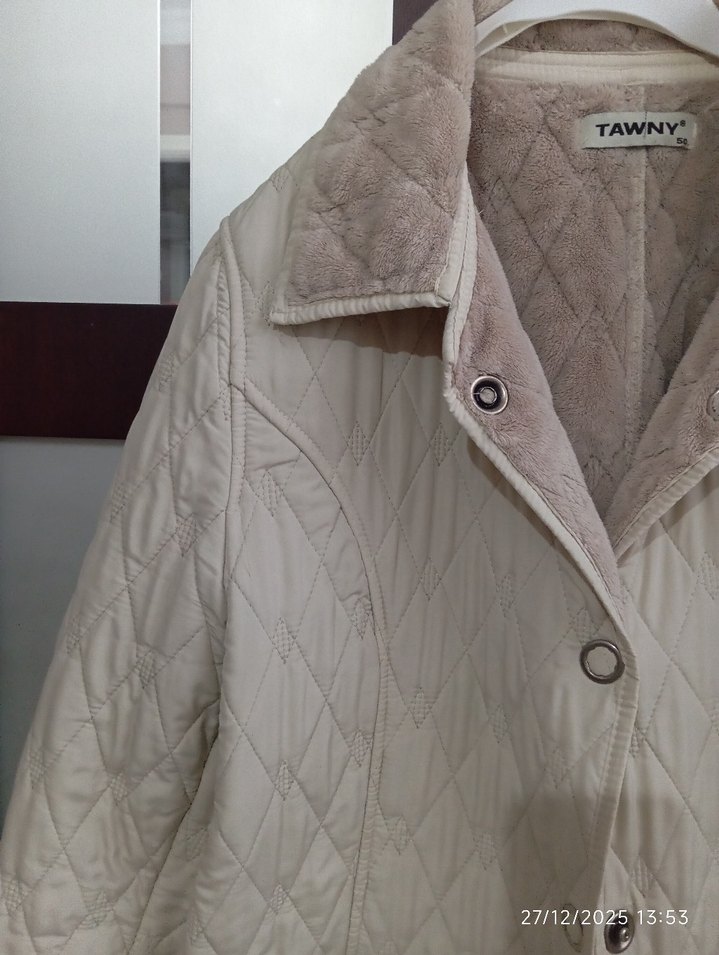 Düğmeli Beyaz Kadın mont ceket - Görsel 2