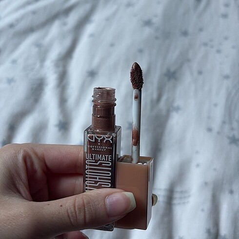  Beden Nyx likit far
