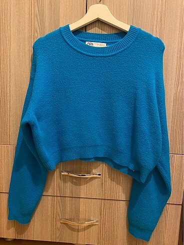 Zara markalı mavi renkli kazak