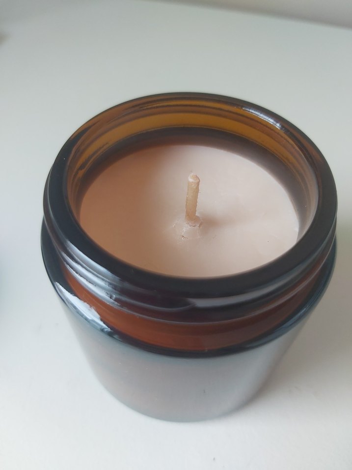 ONIM Sandal Ağacı Kokulu  %100 soya el yapımı Mum - Görsel 3