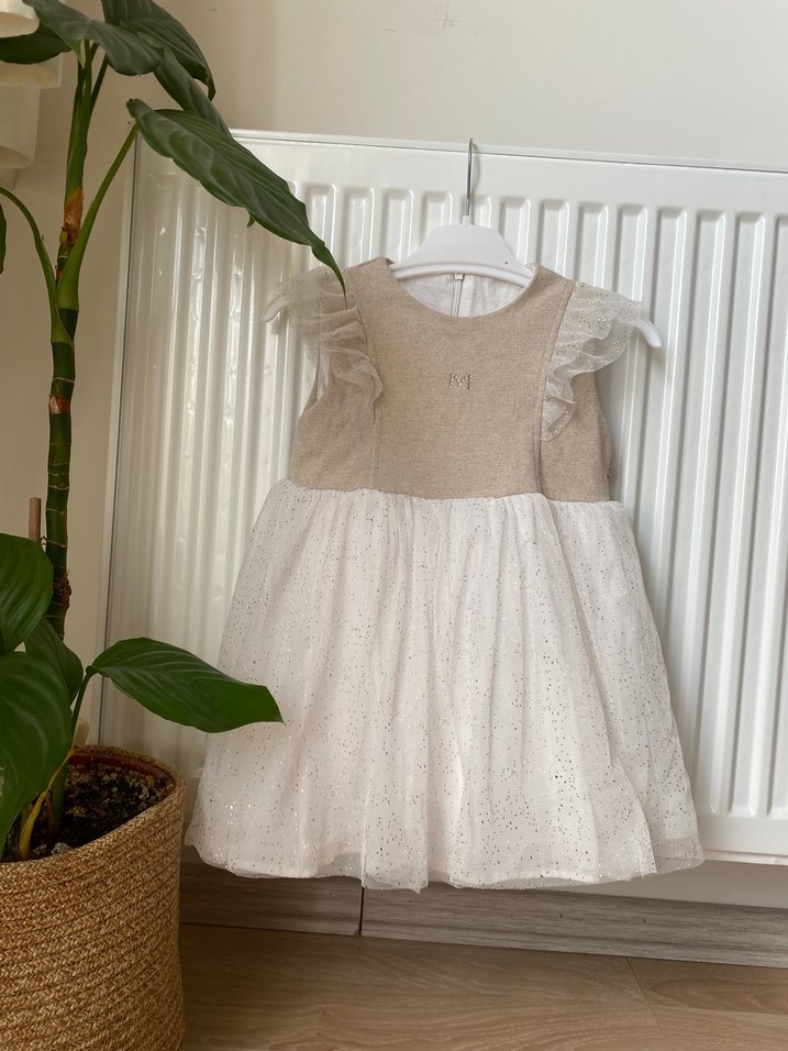 Kız Çocuk Beyaz Fırfırlı Pamuklu Elbise - Görsel 4