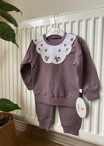 Uzun Kollu Dantelli Nakışlı Bebek Kız Takımı - Görsel 3