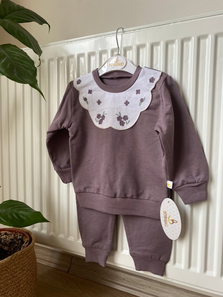 Uzun Kollu Dantelli Nakışlı Bebek Kız Takımı - Görsel 3