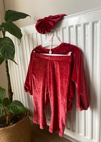 Kız Bebek Koyu Kırmızı Düğmeli Takım - Görsel 7