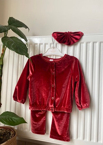 Kız Bebek Koyu Kırmızı Düğmeli Takım - Görsel 2