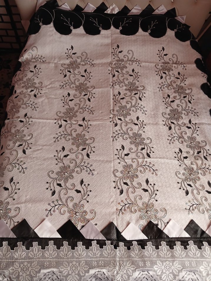 Çeyizlik Dantelli Pike Takımı - Görsel 3