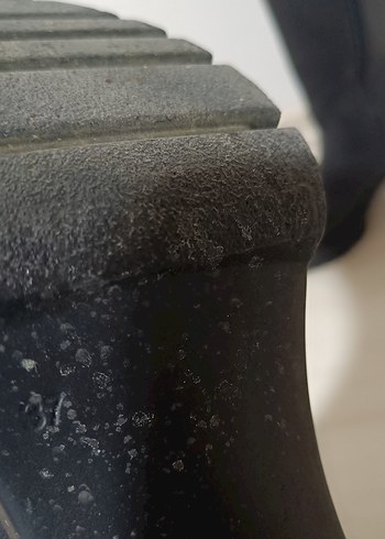 Siyah Tokalı Dizüstü Kadın Bot - Görsel 4