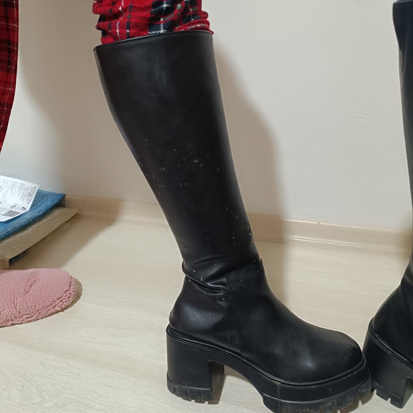 Siyah Tokalı Dizüstü Kadın Bot - Görsel 2