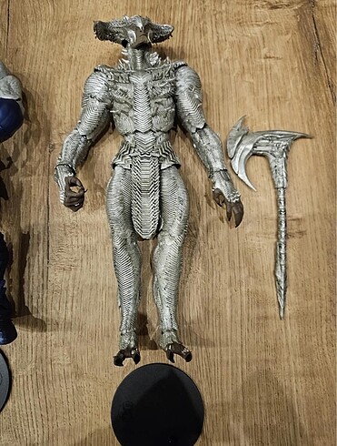 Mcfarlane steppenwolf figürü