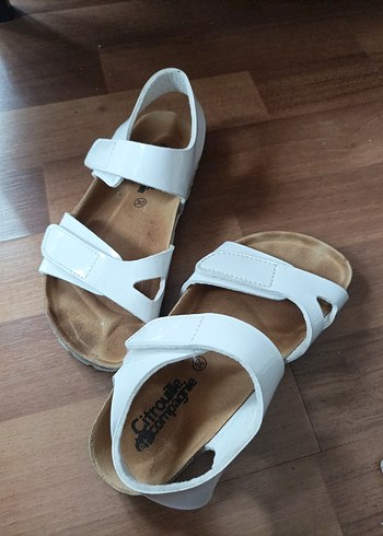 Kız Beyaz Tokalı Rahat Sandalet - Görsel 6