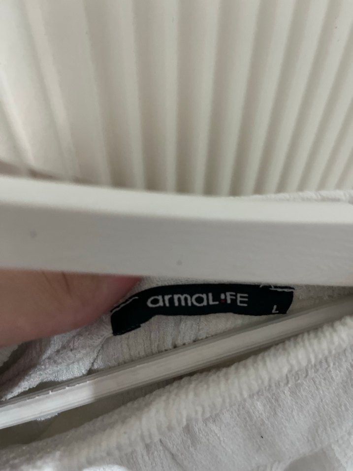 Fırfırlı Beyaz mini etek - Görsel 3