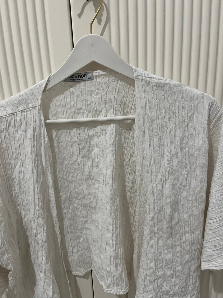 Kadın Beyaz Bağlamalı Bluz - Görsel 3