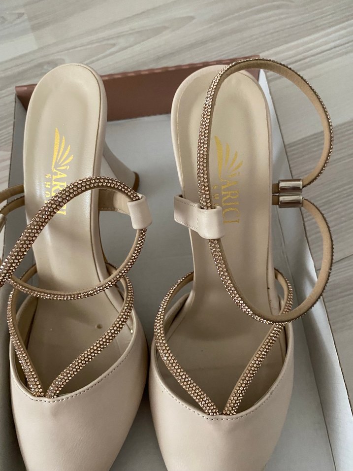 Bej Kadın Stiletto Topuklu Klasik Şık Ayakkabı - Görsel 3