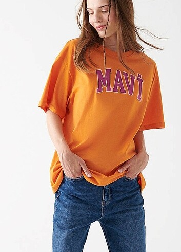 Mavi t-shirt
