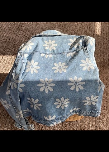 Zara Çiçek Desenli Mavi Kadın Denim Ceket