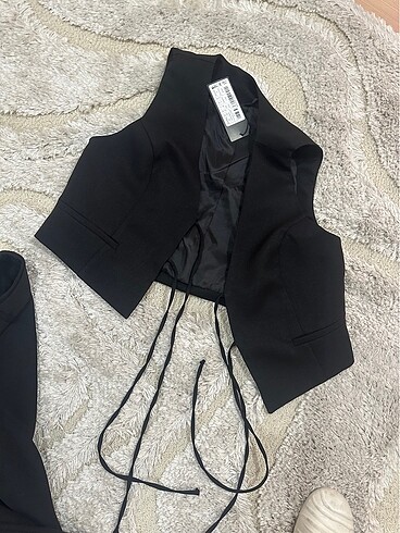 Yelek 42 beden şort 44 beden - Görsel 6