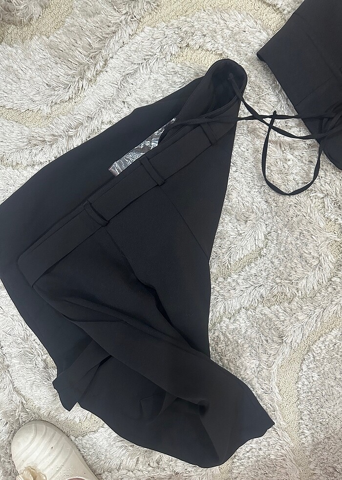 Yelek 42 beden şort 44 beden - Görsel 5