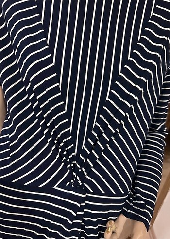 Lacivert Çizgili Uzun Elbisesi - Görsel 3