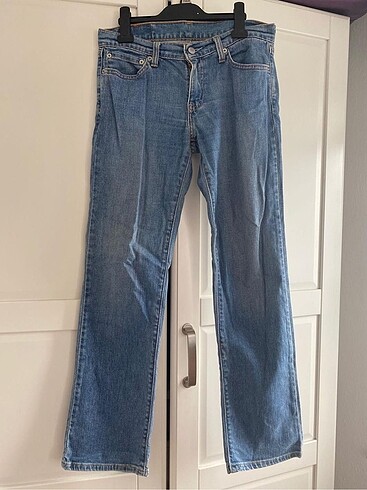 Levis Jean