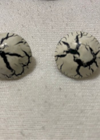 Erkek Siyah ve Beyaz Gotik Küpe Seti - Görsel 4