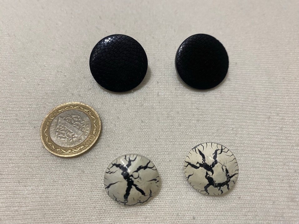 Erkek Siyah ve Beyaz Gotik Küpe Seti - Görsel 2