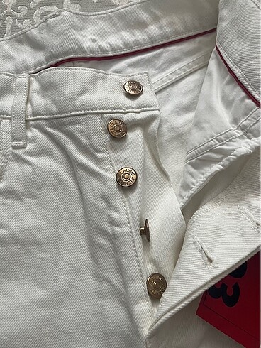 36 Beden beyaz Renk hugo boss pantolon