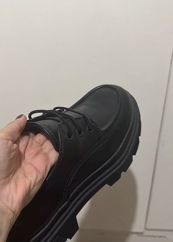 Zara Erkek Siyah Minimalist Topuklu Oxford Ayakkabı