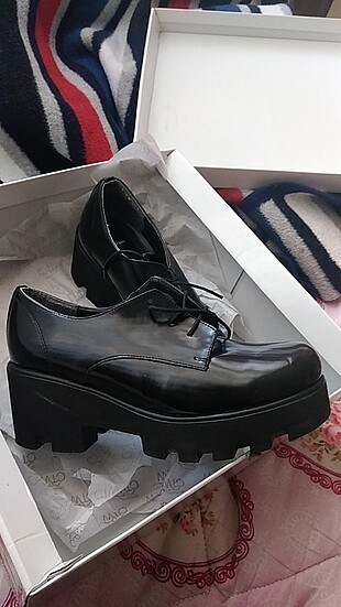dr. martens kalın topuklu kısa bot