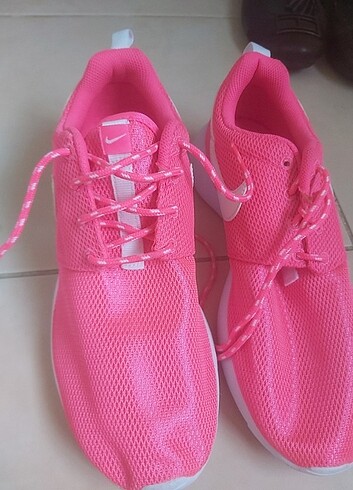 38 Beden Orjinal nike spor ayakkabı