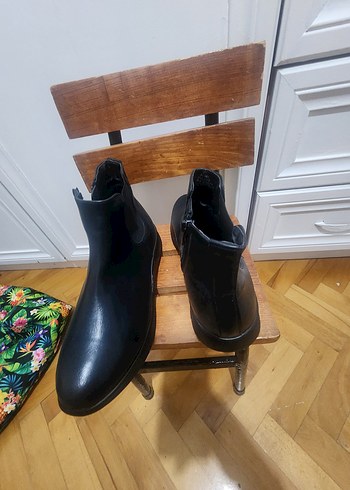 Siyah Deri Kadın Topuklu Bot - Görsel 6