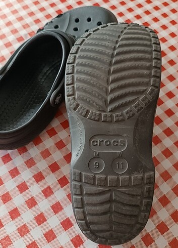 37 Beden Crocs