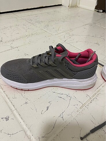 36 Beden gri Renk Adidas ayakkabı