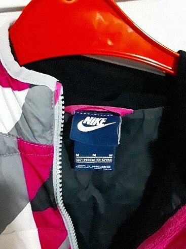 Nike Yeni Mont kiz