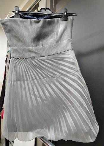 maxra govani Straplez Mini gri mezuniyet Elbisesi - Görsel 4