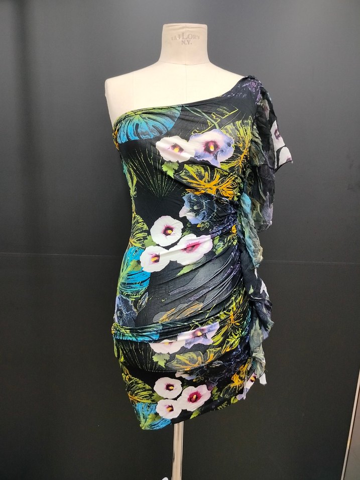 Çiçek Desenli Drapeli Straplez Mini Elbise - Görsel 2