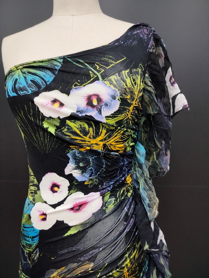 Çiçek Desenli Drapeli Straplez Mini Elbise - Görsel 3